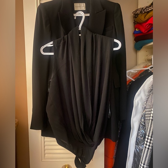 Guess by Marciano Dana Sleeveless Bodysuit - Picture 5 of 5